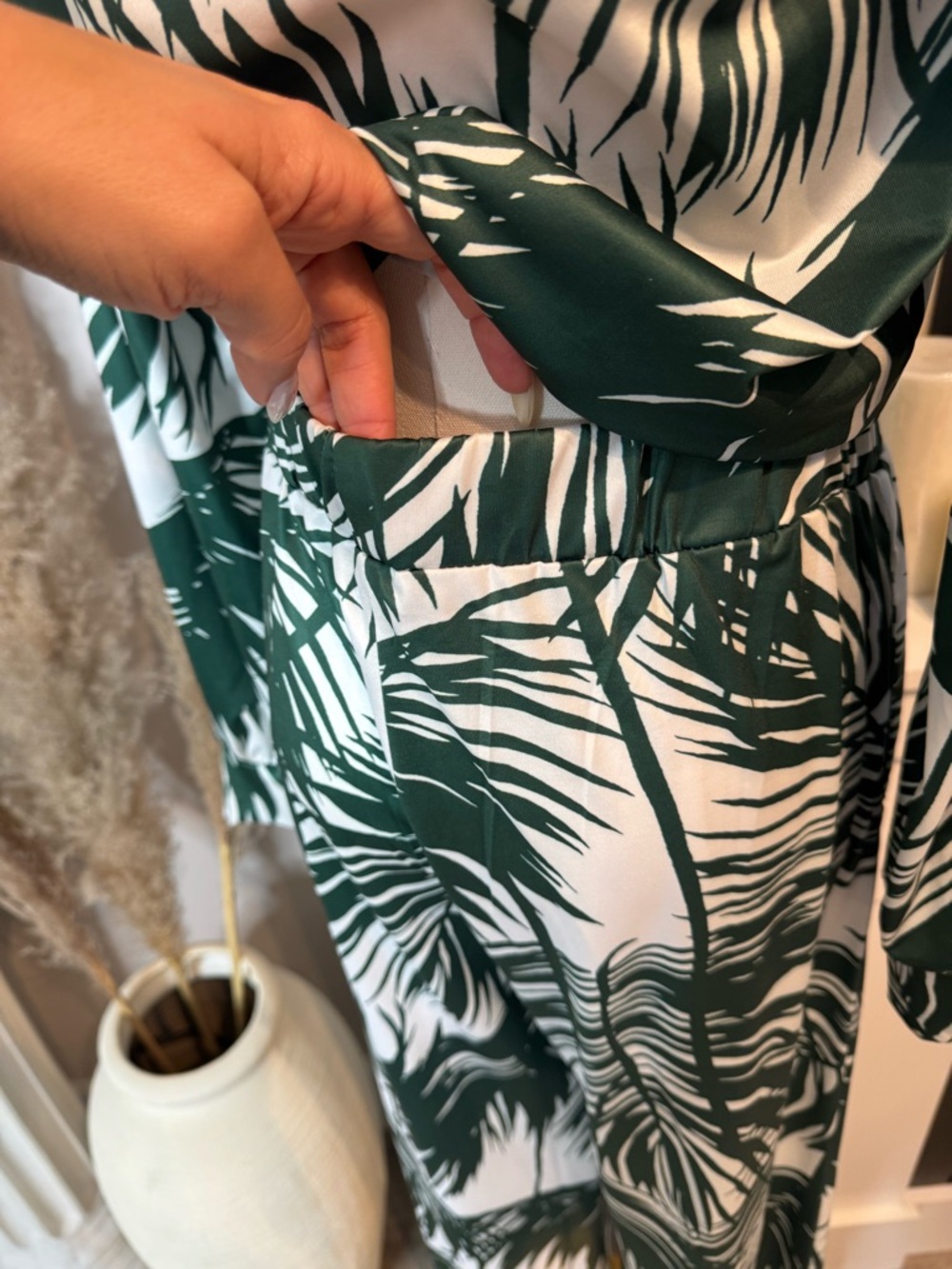 Two piece set - Picture 5 of 5